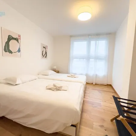 Blue Palace 5d Tirabora Short Rent, Con Parcheggio Privato شقة *