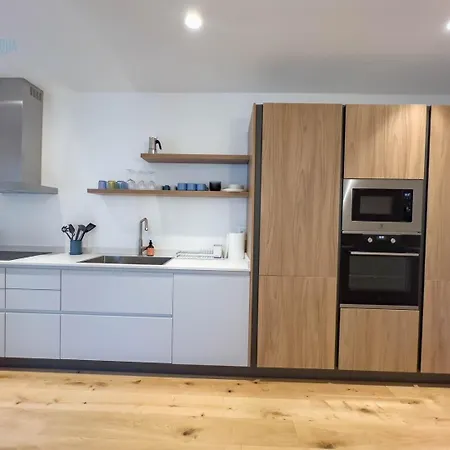 Apartment Blue Palace 5d Tirabora Short Rent, Con Parcheggio Privato Trieste