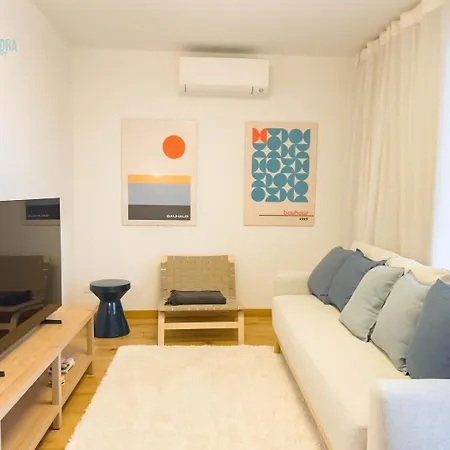 Blue Palace 5d Tirabora Short Rent, Con Parcheggio Privato Apartamento Trieste