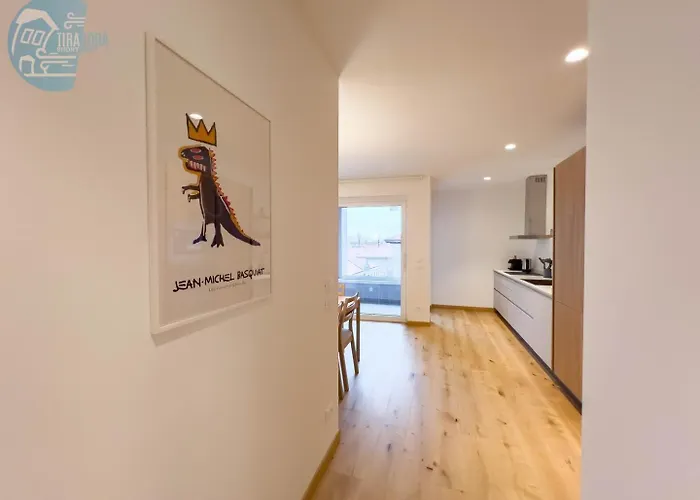 Apartman Blue Palace 5d Tirabora Short Rent